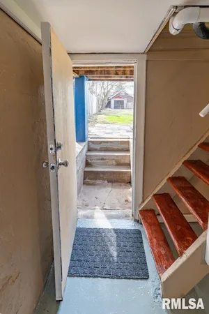 $87,000 | 1016 East Virginia Avenue, Peoria, IL 61603