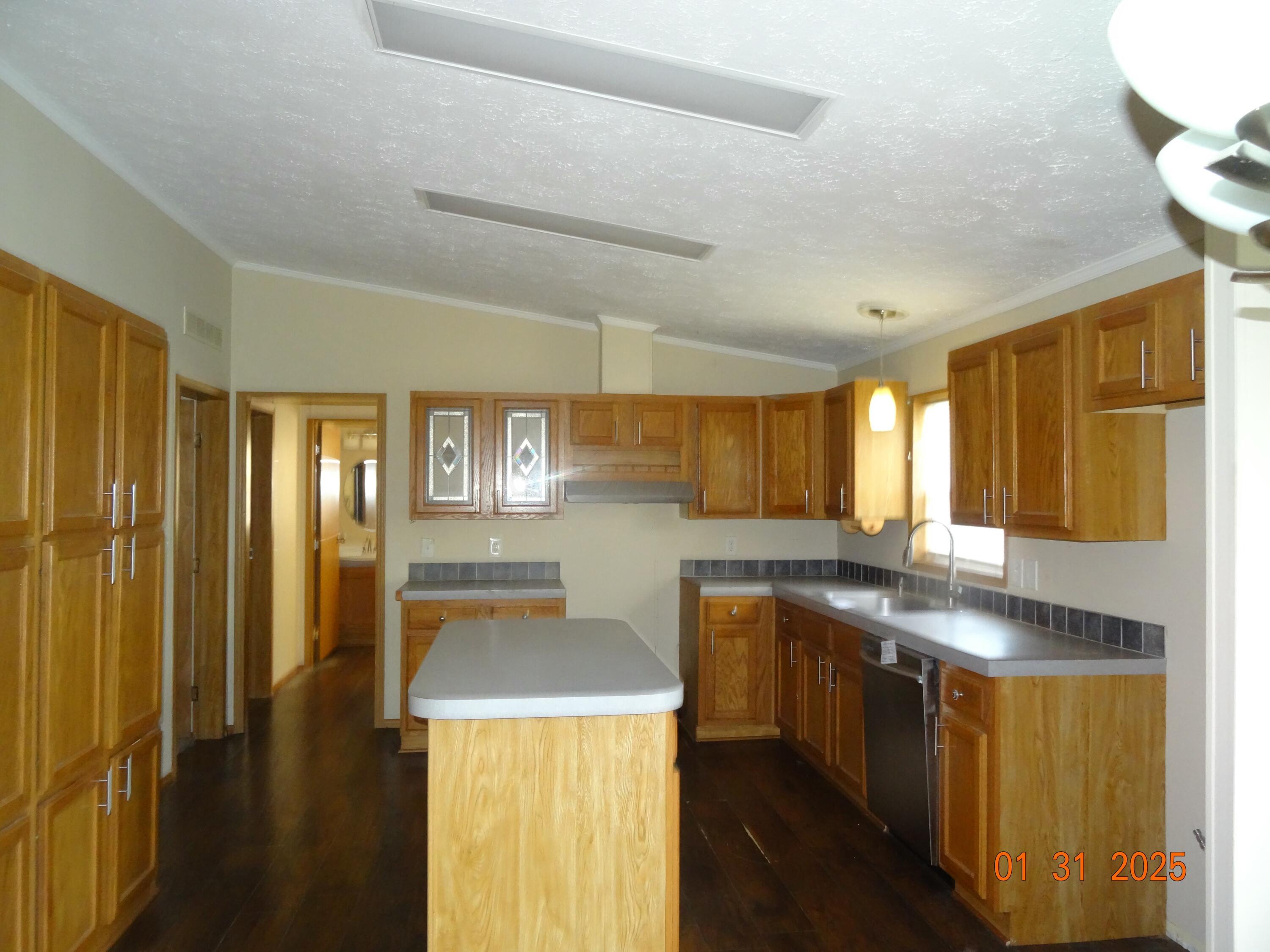 2490 Crabill Road Springfield, OH 45502 - Photo 8 of 28 tempImageUikKcs