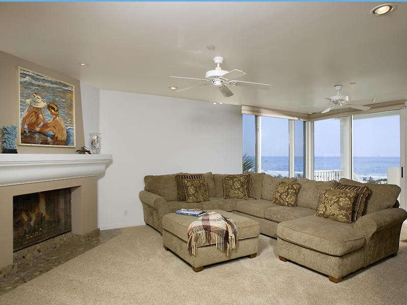 4763 Sandyland Road Carpinteria, CA 93013 - Photo 3 of 7 Living Room