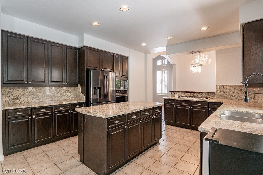 2384 Denair Way Henderson, NV 89074 - Photo 4 of 60