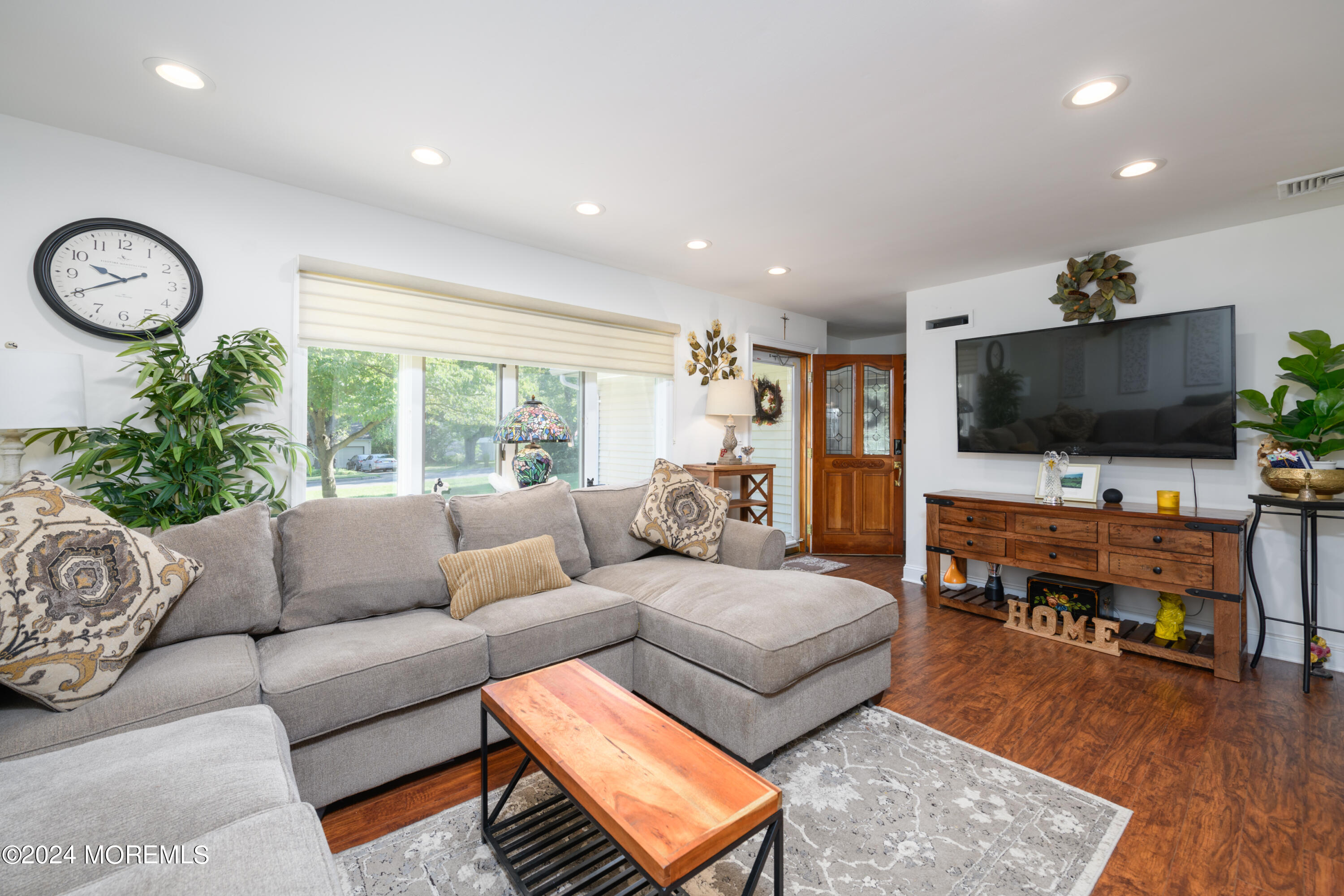 741 Hopping Road Belford, NJ 07718 - Photo 12 of 41 BAP_1679-Edit