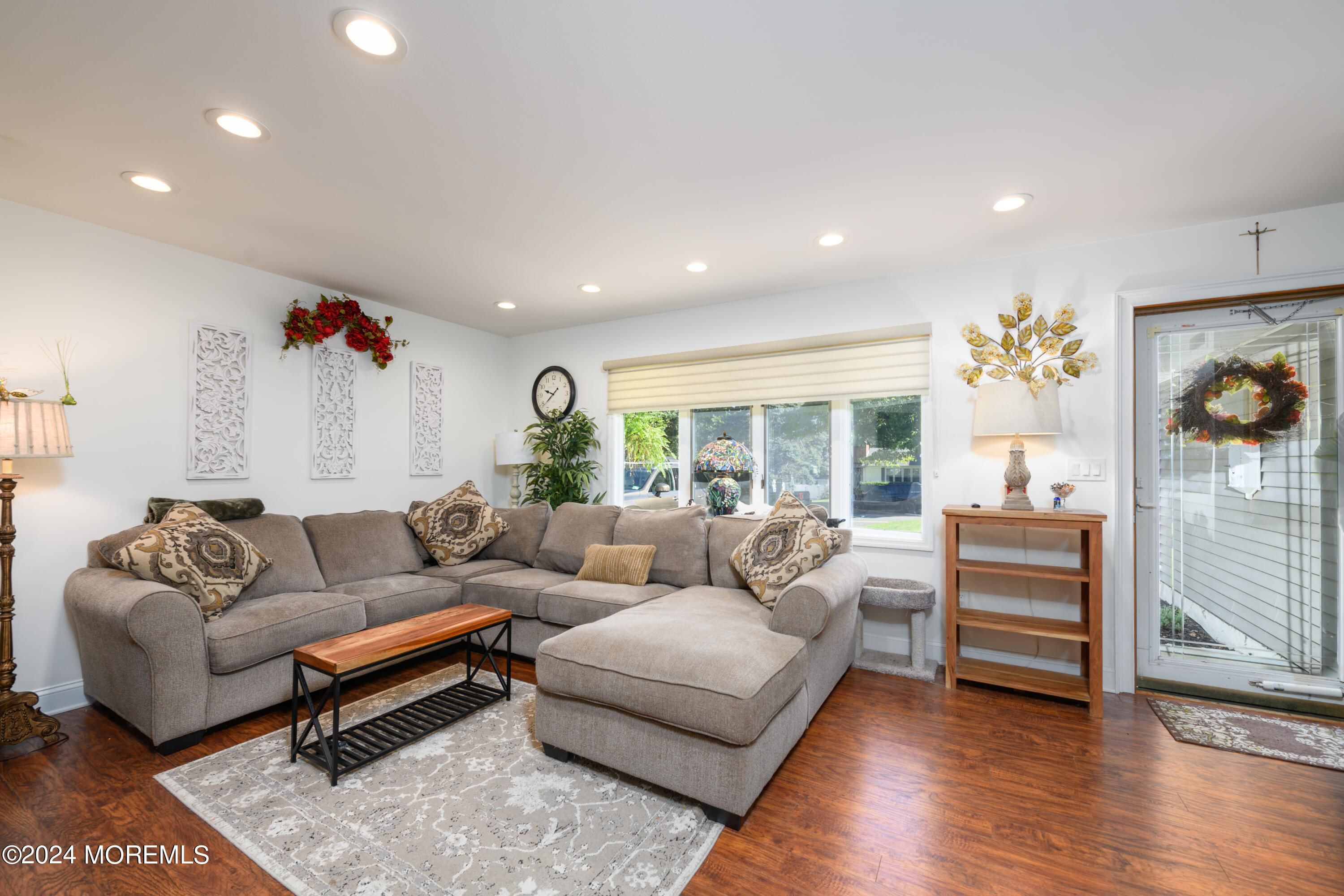 741 Hopping Road Belford, NJ 07718 - Photo 14 of 41 BAP_1673-Edit