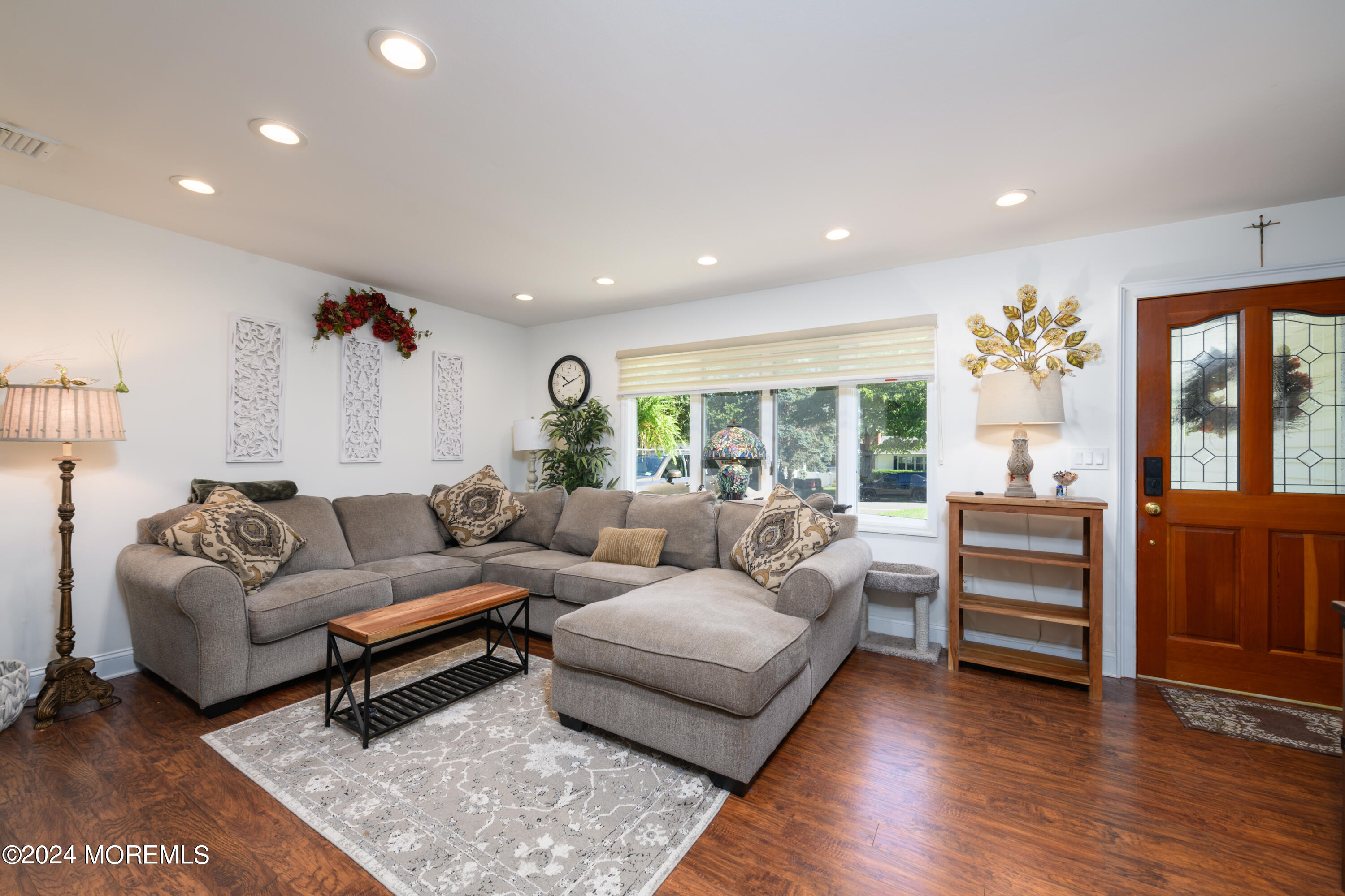 741 Hopping Road Belford, NJ 07718 - Photo 15 of 41 BAP_1731-Edit
