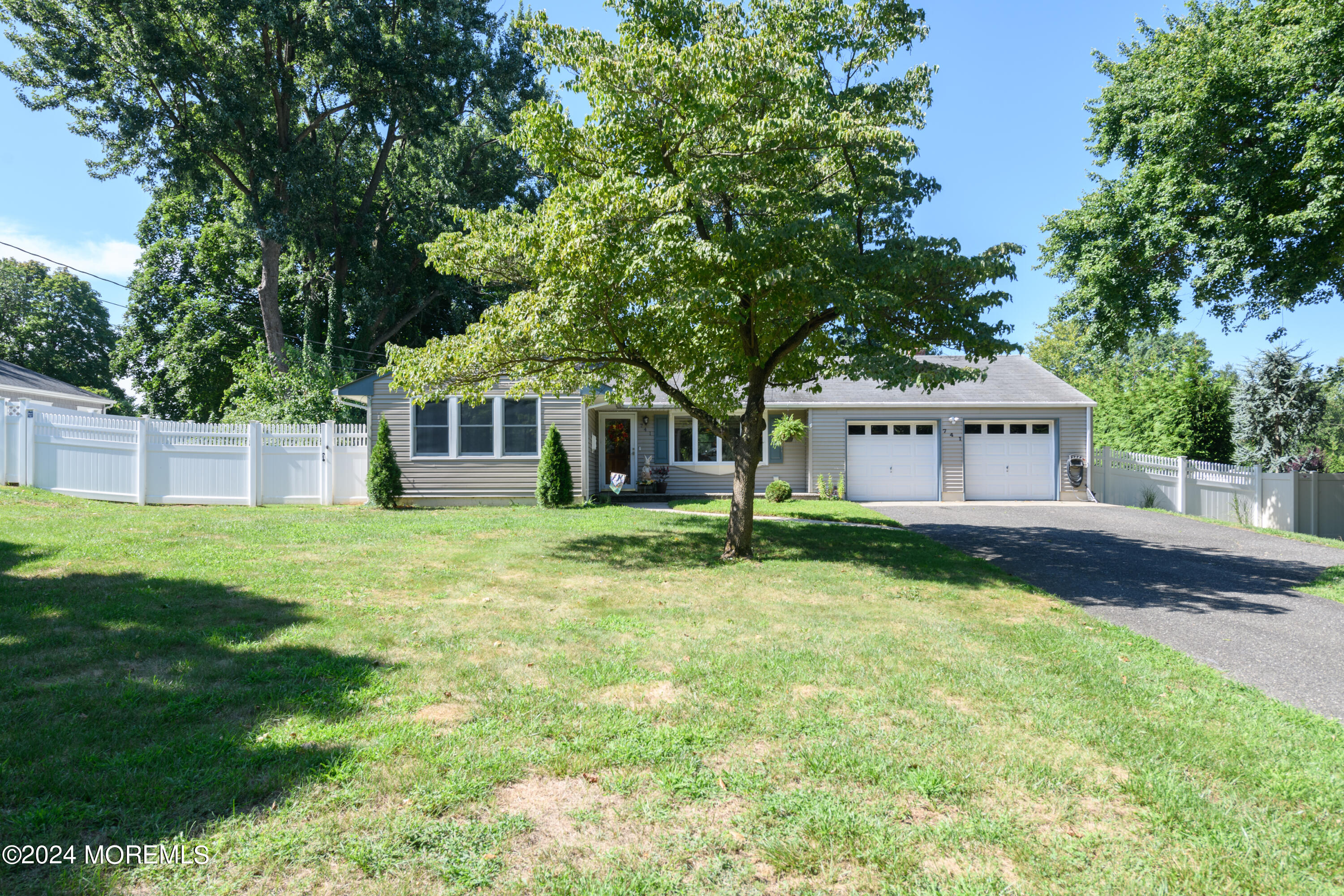 741 Hopping Road Belford, NJ 07718 - Photo 7 of 41 BAP_1751