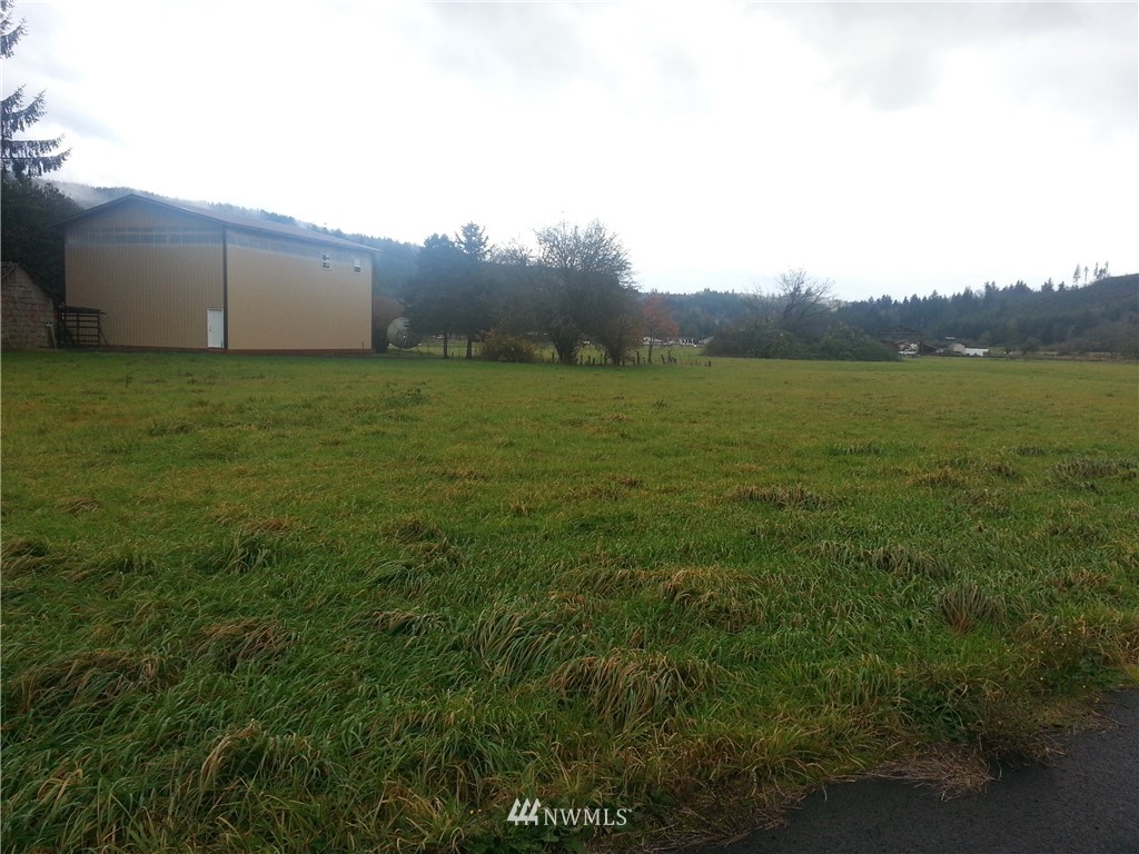 2 Nature Loop Cathlamet, WA 98612 - Photo 1 of 8 Gallery Image 1