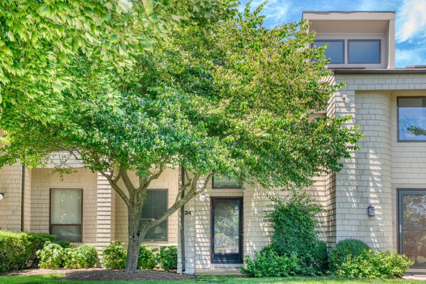 21 South Fulton Drive, Unit 24, Montauk, NY 11954 Compass