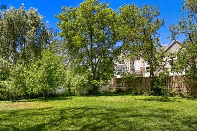 886 West Palatine Road Palatine, IL 60067 - Photo 30 of 31