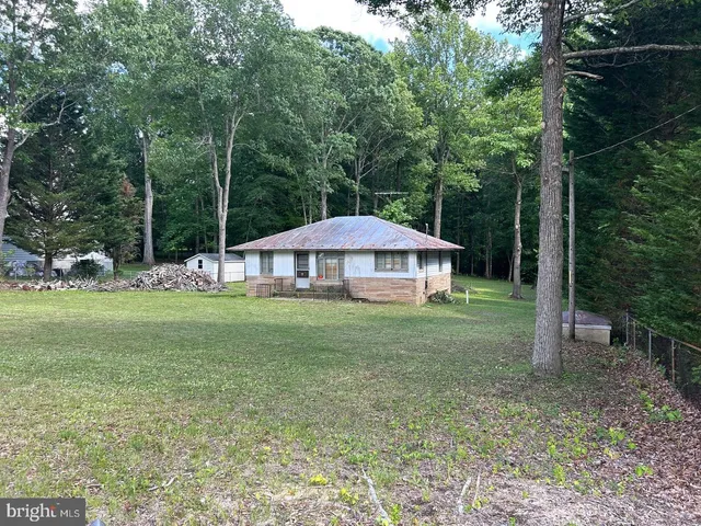 $679,900 | 13005 Compton Road, Clifton, VA 20124