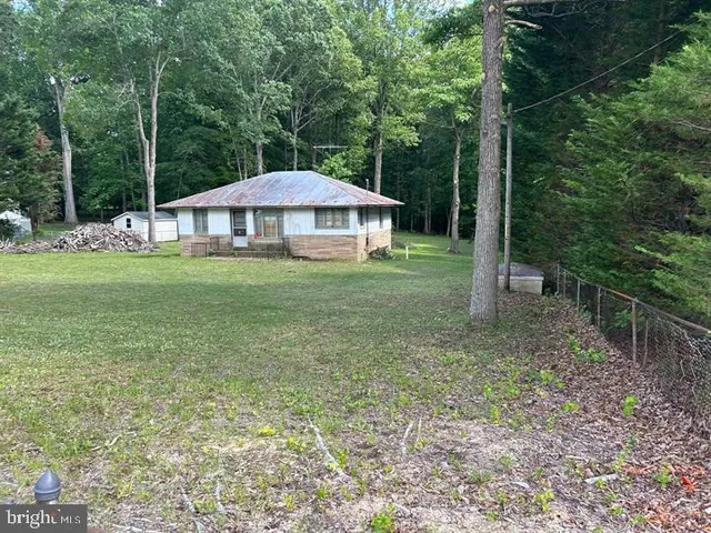 $679,900 | 13005 Compton Road, Clifton, VA 20124