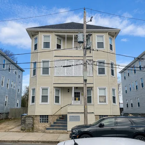 $1,300 | 159 Frederick Street, Unit 3E, New Bedford, MA 02744