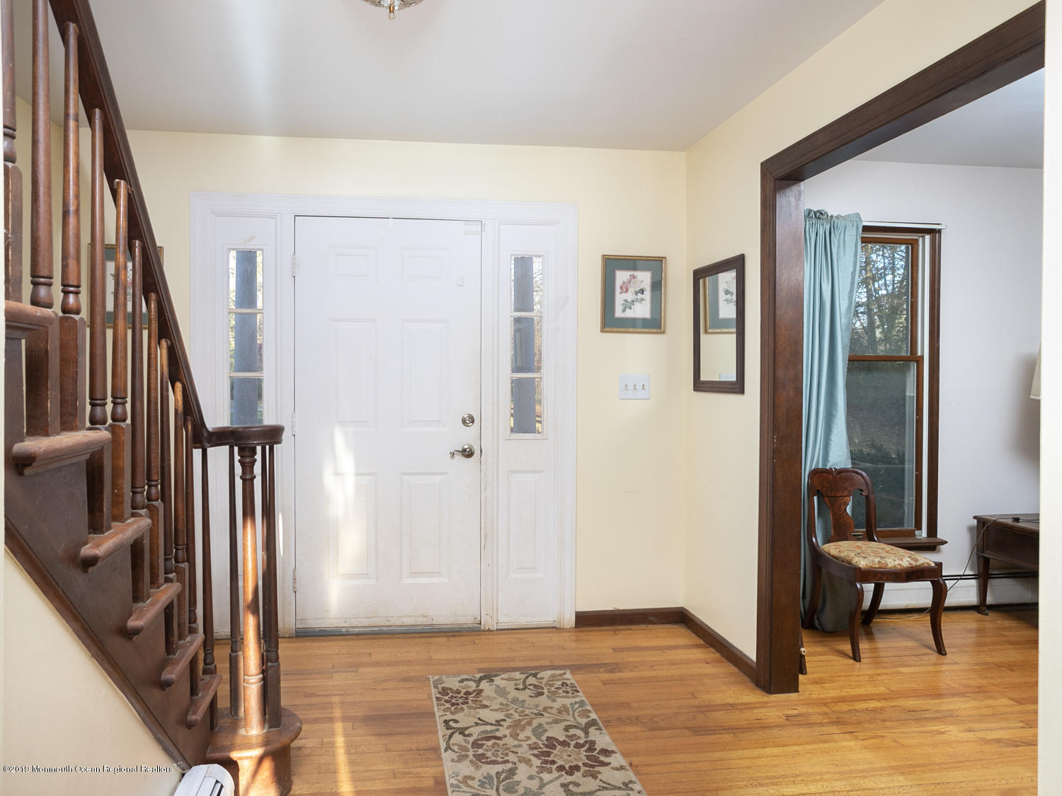 253 Route 539 Cream Ridge Cream Ridge, NJ 08514 - Photo 4 of 32 Foyer