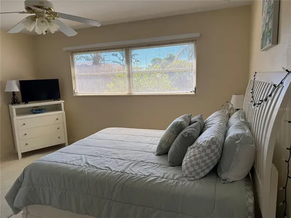 $4,000 | 490 Creek Ln Drive, Englewood, FL 34223