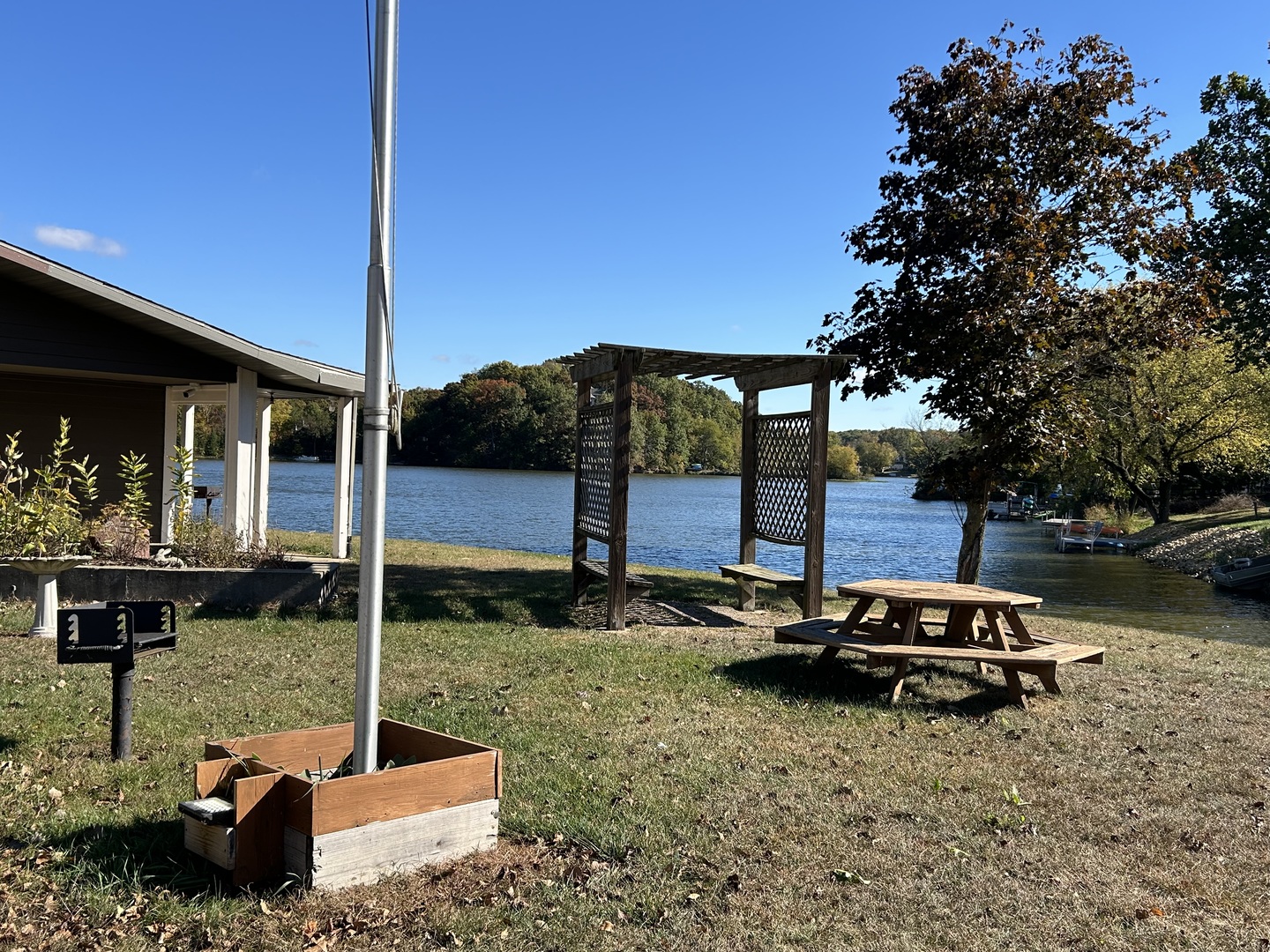 919 Missouri Drive Dixon, IL 61021 - Photo 11 of 18 a car parked in front of a house