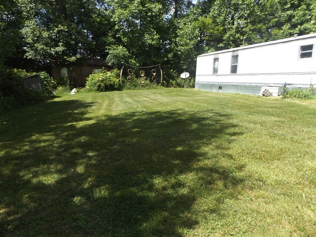 239 Little Bit Road Hillsville, VA 24343 - Photo 15 of 17 Gallery Image 15