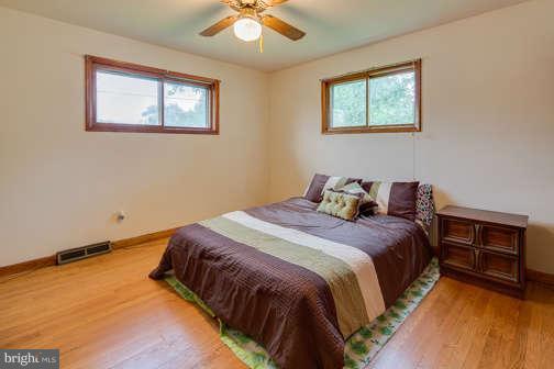 516 Old North Point Road Baltimore, MD 21222 - Photo 13 of 30 Bedroom