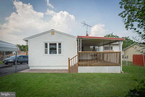 516 Old North Point Road Baltimore, MD 21222 - Photo 25 of 30 Exterior Rear
