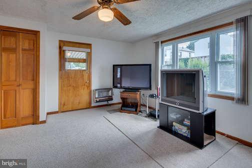 516 Old North Point Road Baltimore, MD 21222 - Photo 8 of 30 Family Room