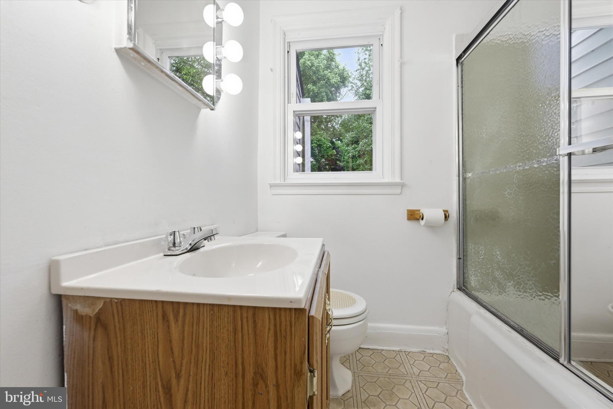5409 Catalpha Road Baltimore, MD 21214 - Photo 11 of 23 Gallery Image 11