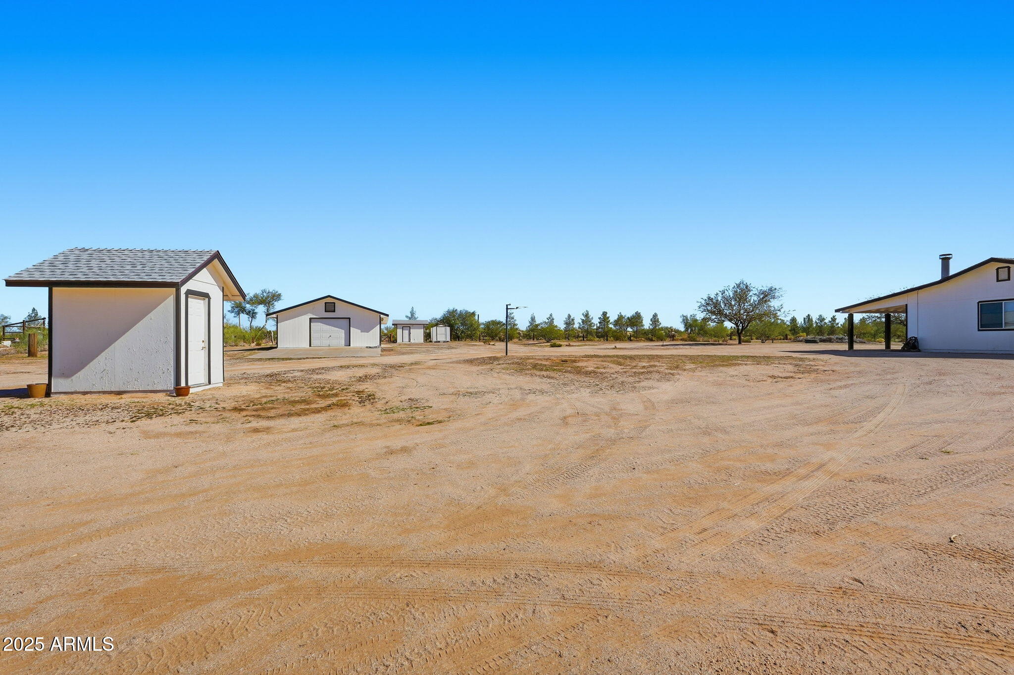 4245 North Razorback Drive Florence, AZ 85132 - Photo 29 of 37 33-web-or-mls-007_ListerPros