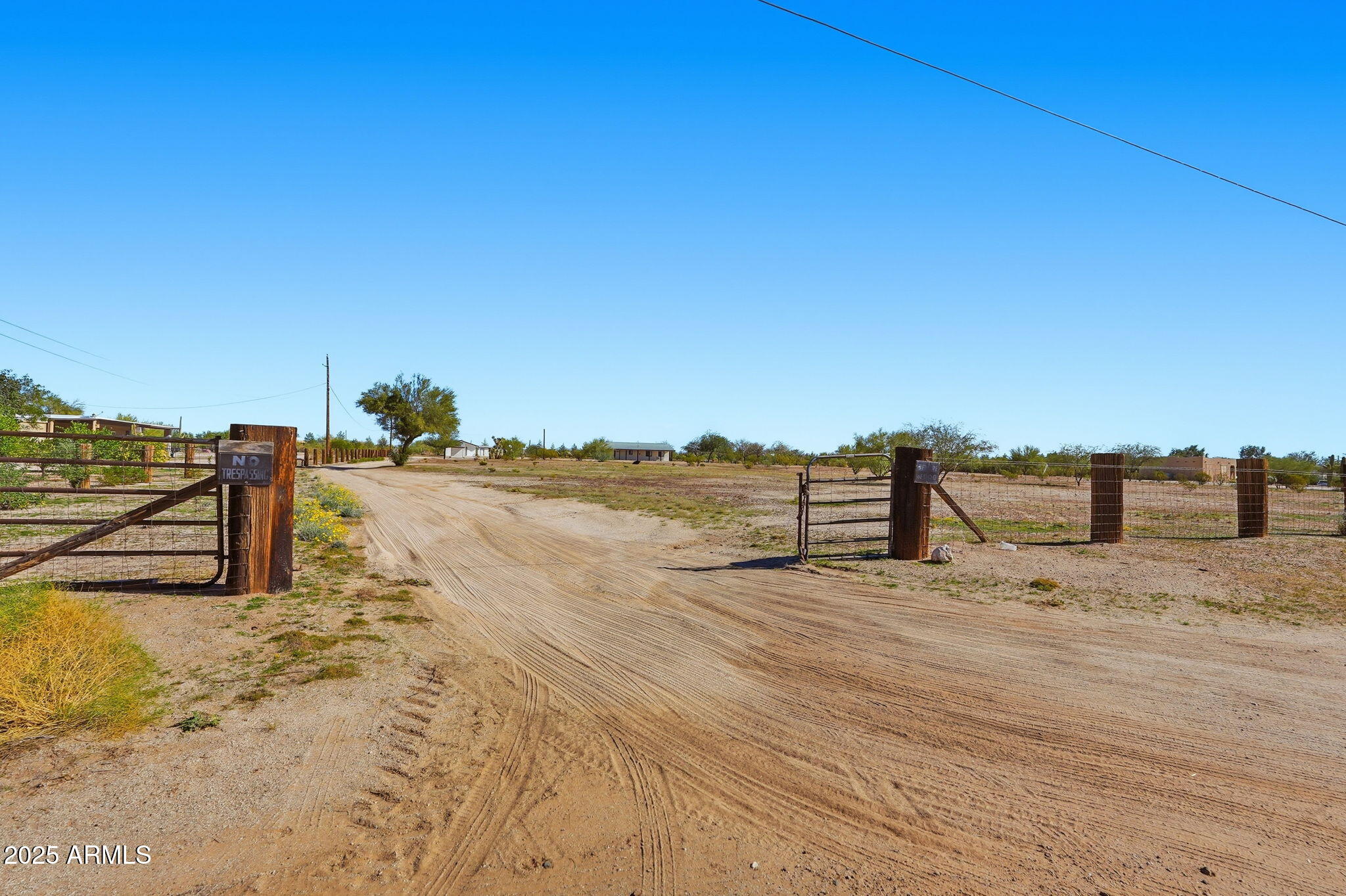 4245 North Razorback Drive Florence, AZ 85132 - Photo 30 of 37 34-web-or-mls-008_ListerPros