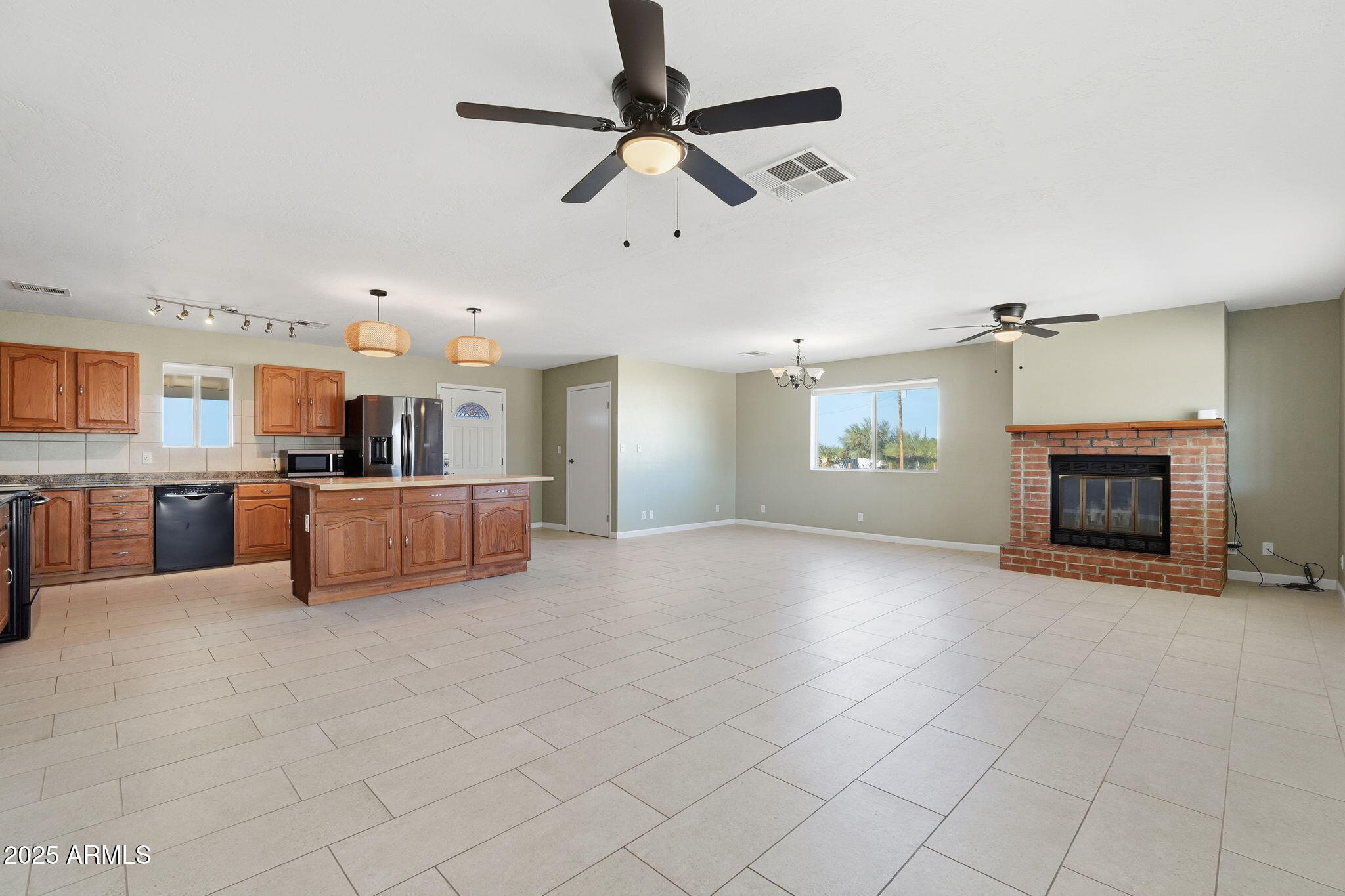 4245 North Razorback Drive Florence, AZ 85132 - Photo 5 of 37 6-web-or-mls-012_ListerPros