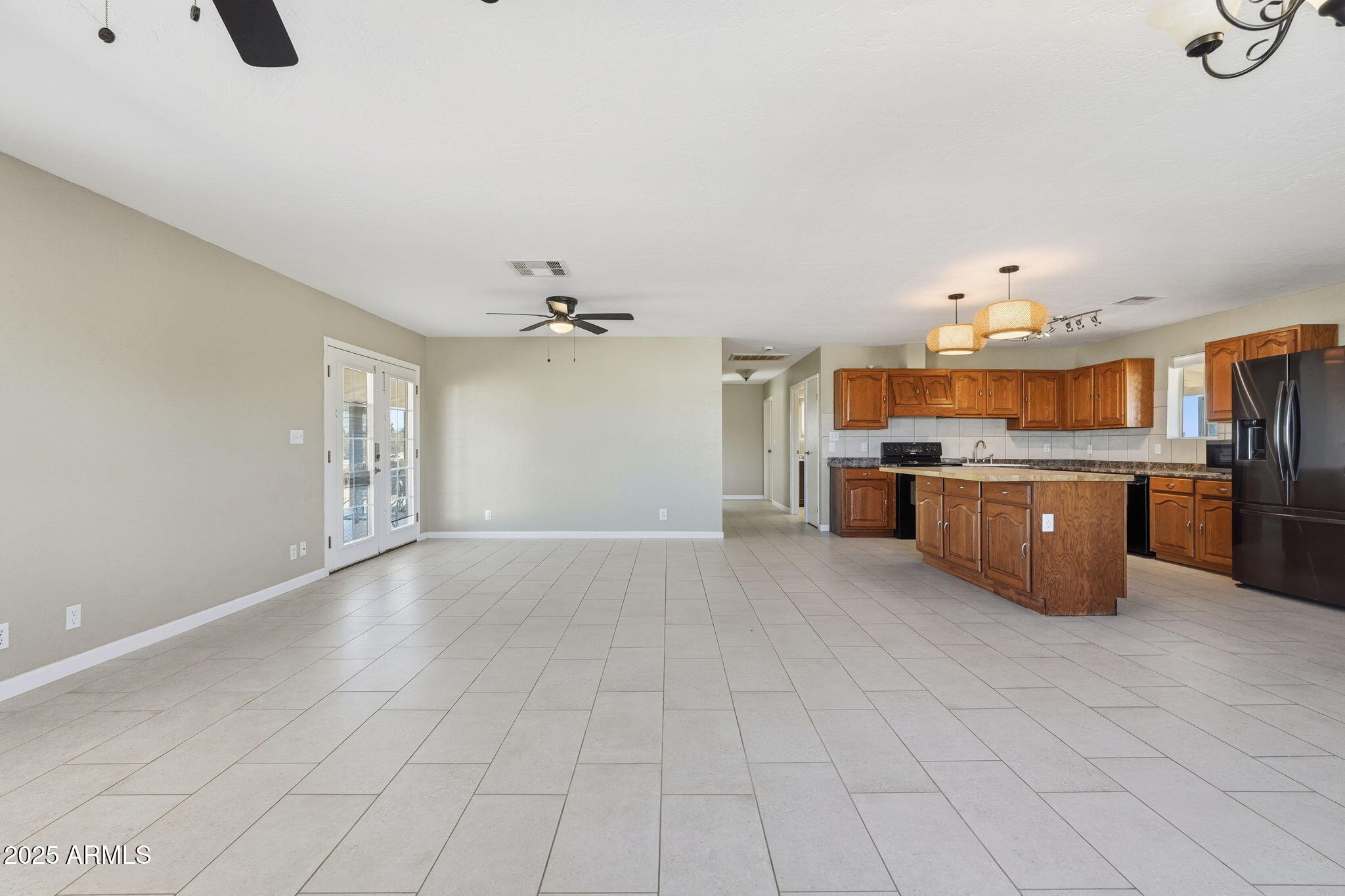 4245 North Razorback Drive Florence, AZ 85132 - Photo 8 of 37 9-web-or-mls-015_ListerPros