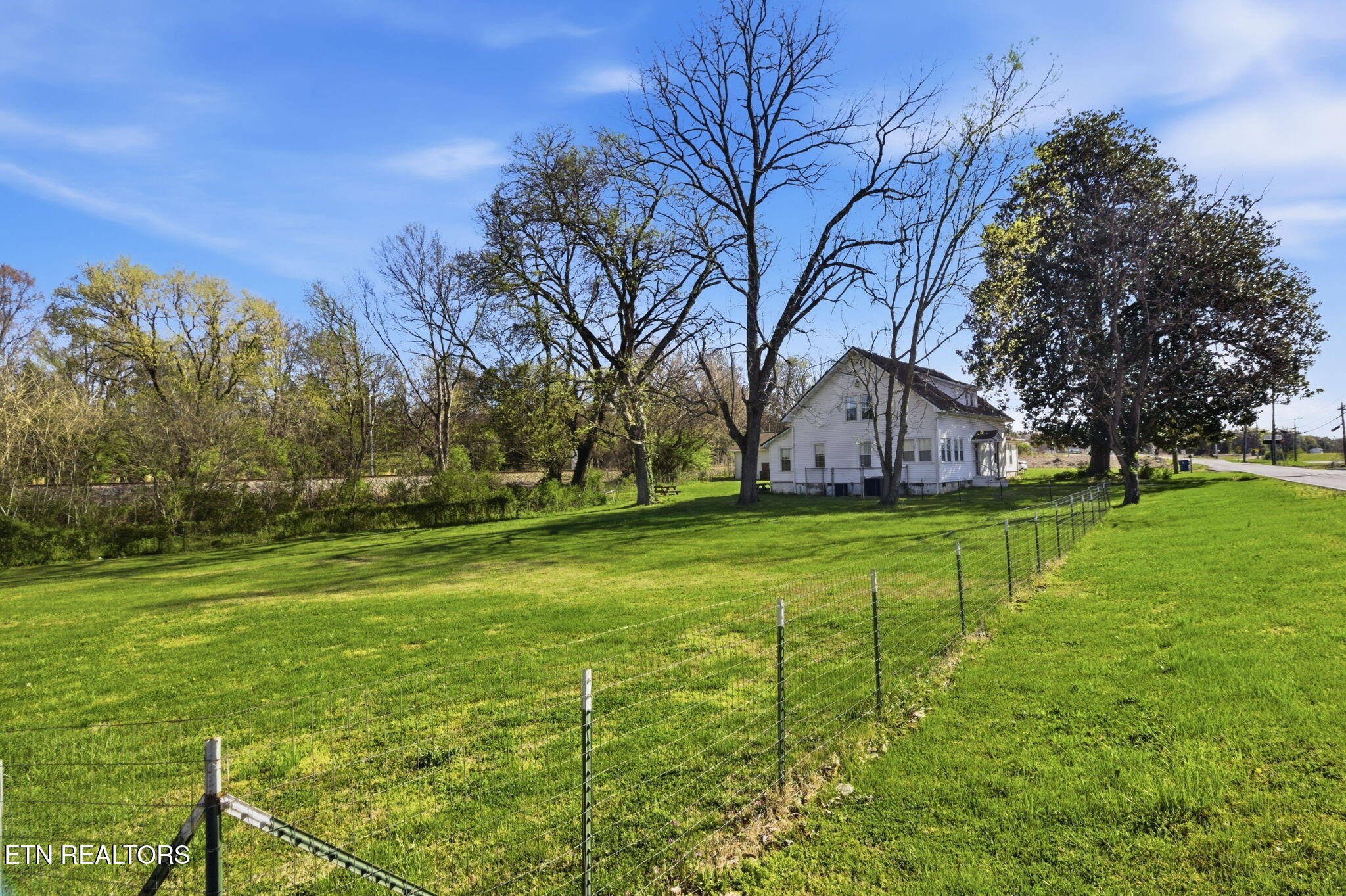 9427 Mascot Road Mascot, TN 37806 - Photo 31 of 37 Gallery Image 31