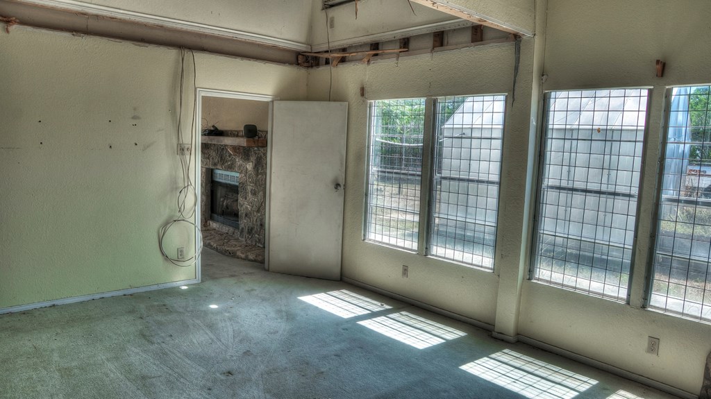 227 Mitchell Ranch Road Camp Wood, TX 78833 - Photo 12 of 72