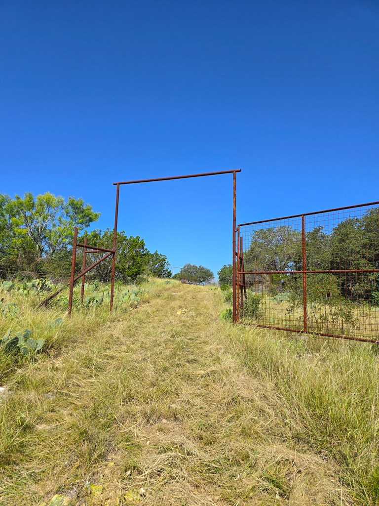 227 Mitchell Ranch Road Camp Wood, TX 78833 - Photo 20 of 72