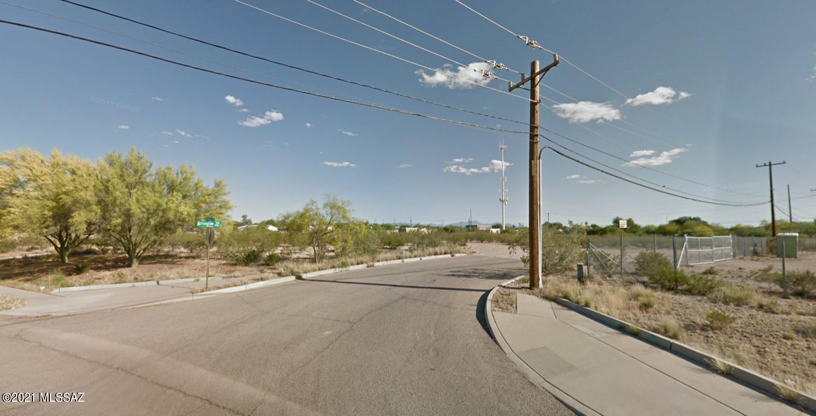 4945 South Arlington Road, Unit 2 Tucson, AZ 85706 - Photo 4 of 5
