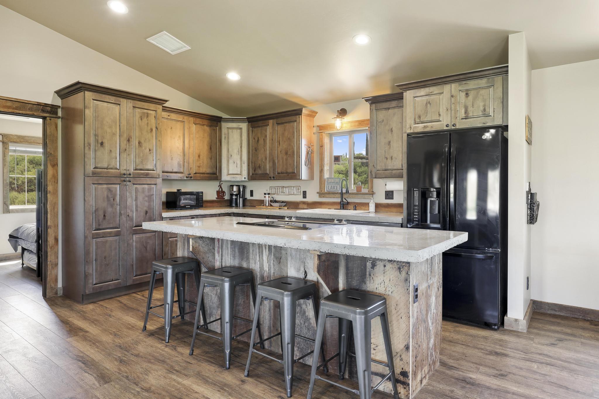 422 North Rodeo Drive Tonto Basin, AZ 85553 - Photo 14 of 38 1E0A8207 copy