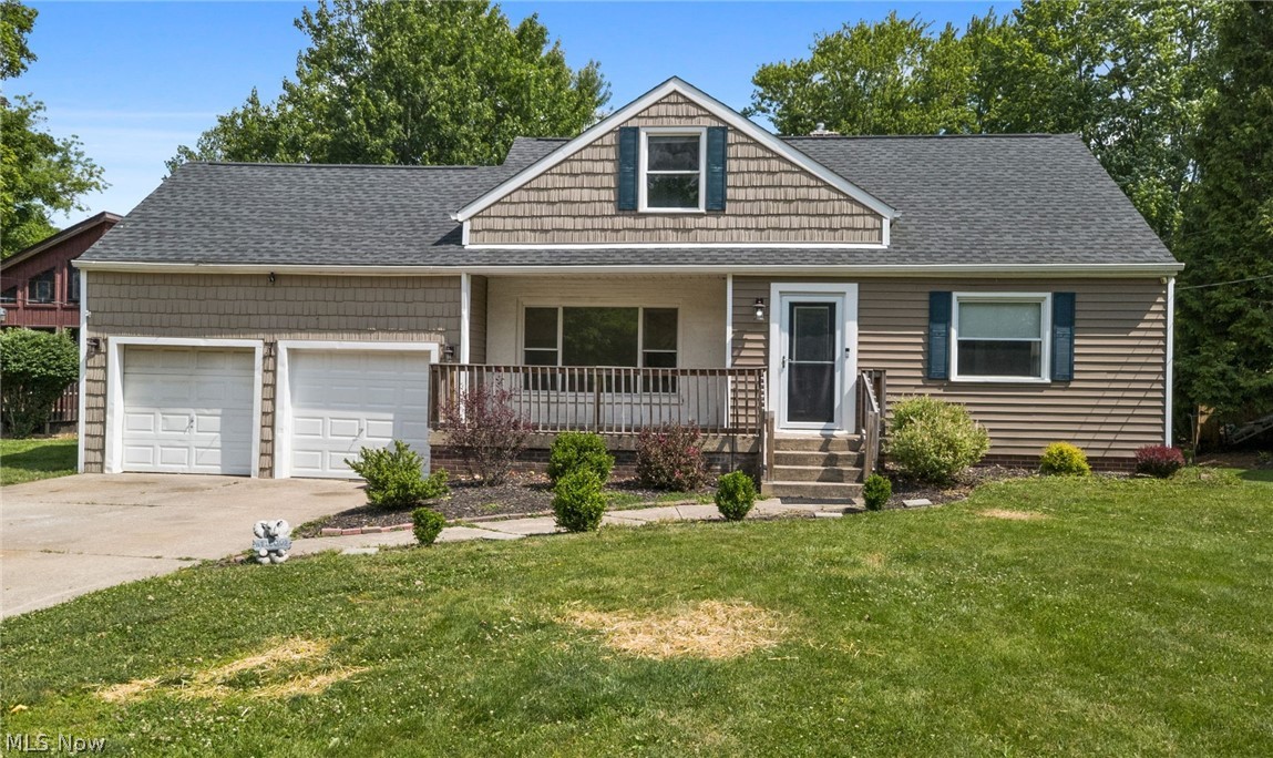 12958 West Pleasant Valley Road Parma, OH 44130 - Photo 1 of 42