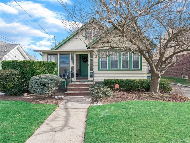 $629,999 | 1769 Harte Street, Baldwin, NY 11510