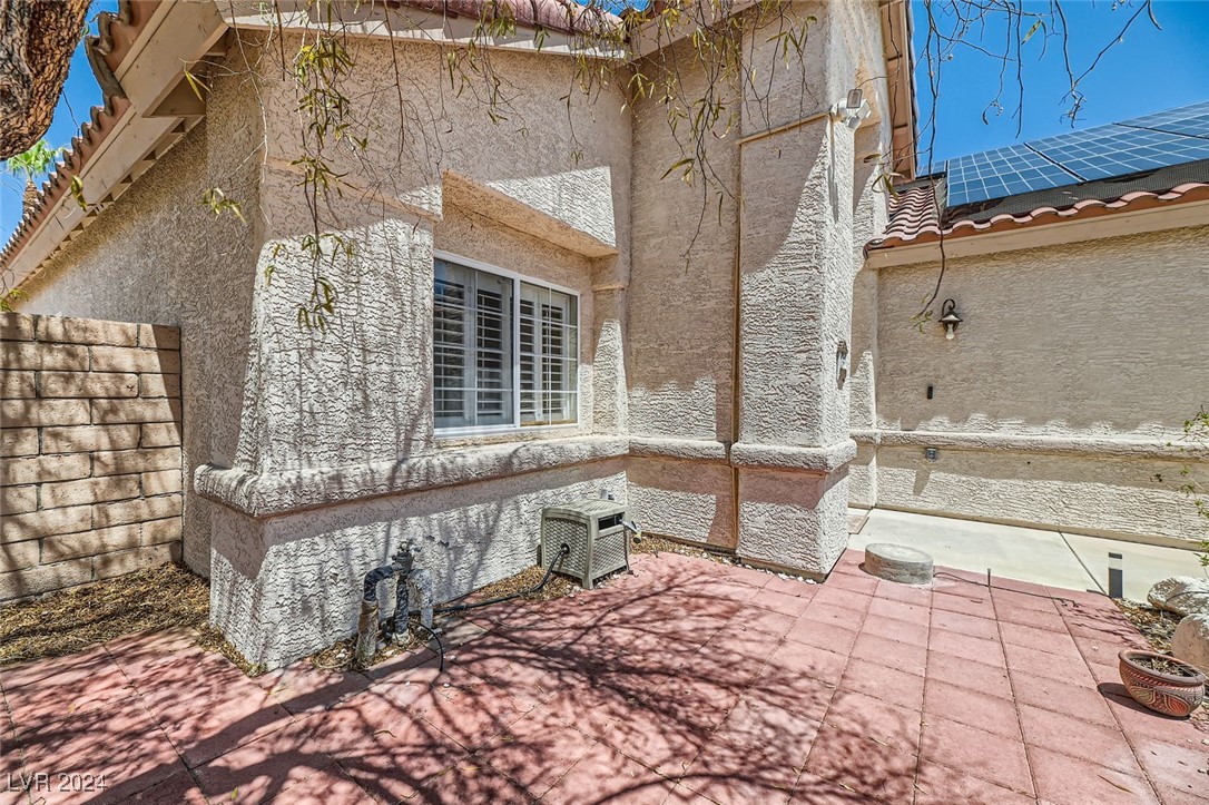 620 Hitchen Post Drive Henderson, NV 89011 - Photo 3 of 23