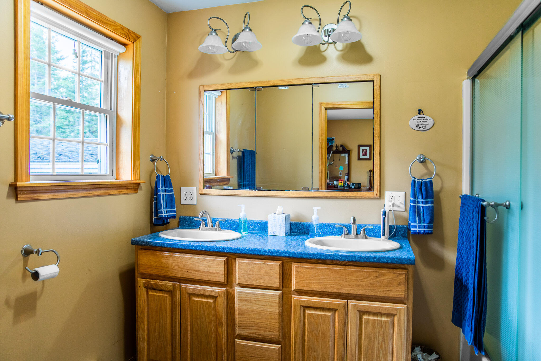 260 Lakeview Road Glenburn, ME 04401 - Photo 22 of 35 Lakeview Interiors-14