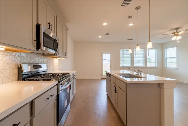 $1,850 | 7400 Sparkling Light Drive, Unit A, Del Valle, TX 78617