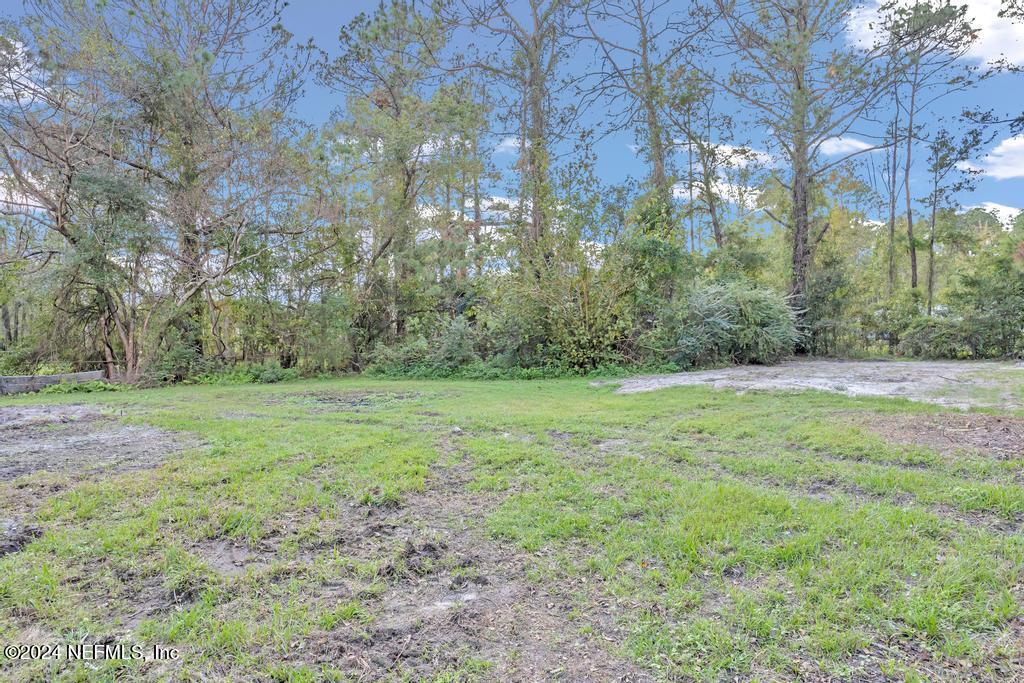 54197 Jeannie Road Callahan, FL 32011 - Photo 35 of 36 a view of outdoor space and yard