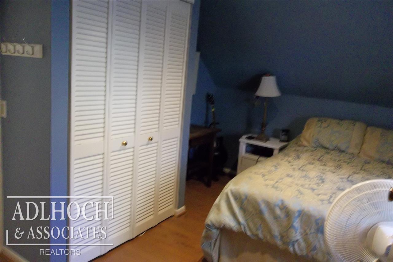 89 Muir Road Grosse Pointe Farms, MI 48236 - Photo 17 of 26