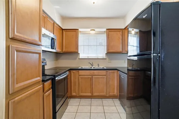 $1,600 | 2318 Lindblad Court, Arlington, TX 76016