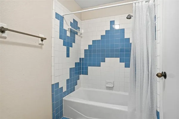 $1,600 | 2318 Lindblad Court, Arlington, TX 76016