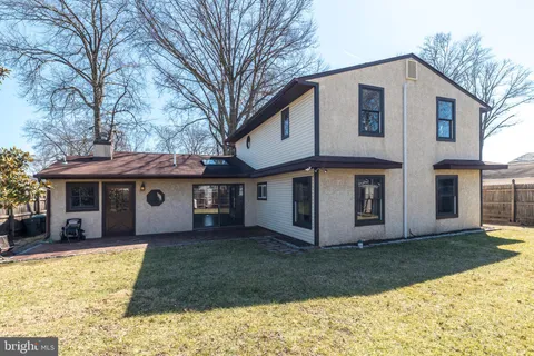 $495,000 | 43 Thimbleberry Lane, Levittown, PA 19054