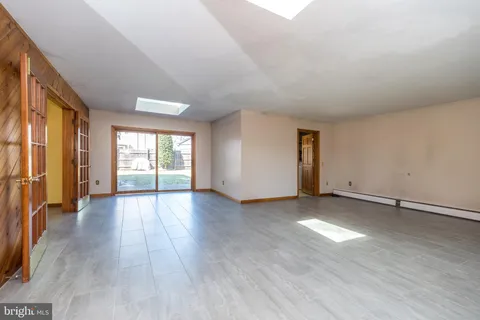 $495,000 | 43 Thimbleberry Lane, Levittown, PA 19054