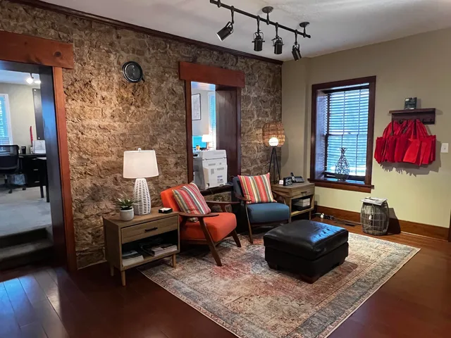 $399,000 | 809 Spring (highway 20) Street, Galena, IL 61036