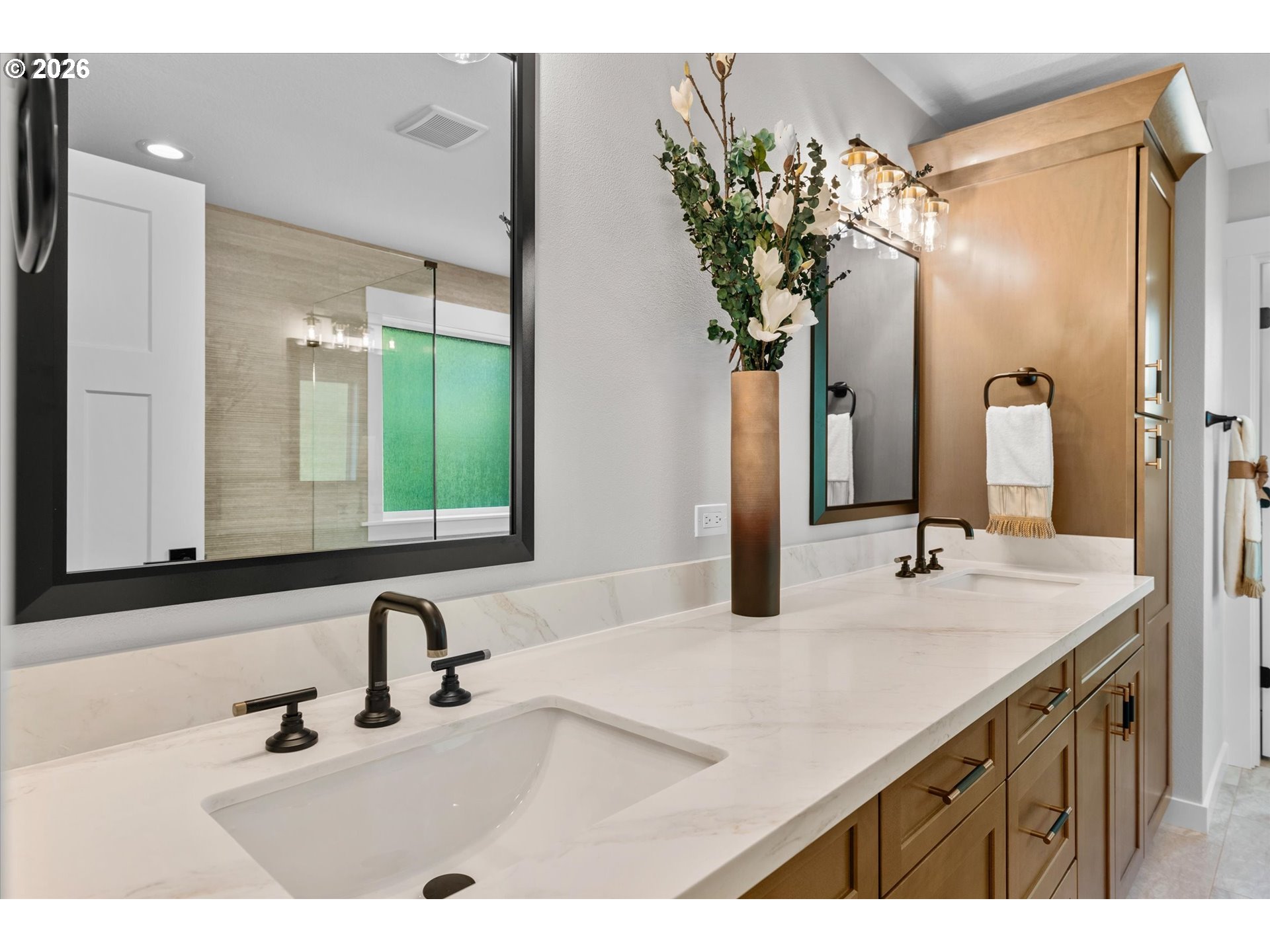 19127 Southwest Ellerson Street Beaverton, OR 97078 - Photo 24 of 43 Owner's Suite Bathroom