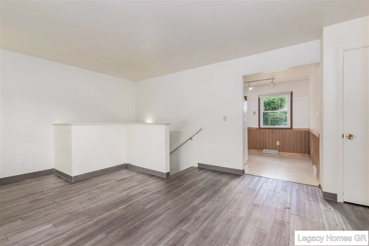 5890 Ridgebrook Drive, Unit 5892 Grand Rapids, MI 49508 - Photo 6 of 38