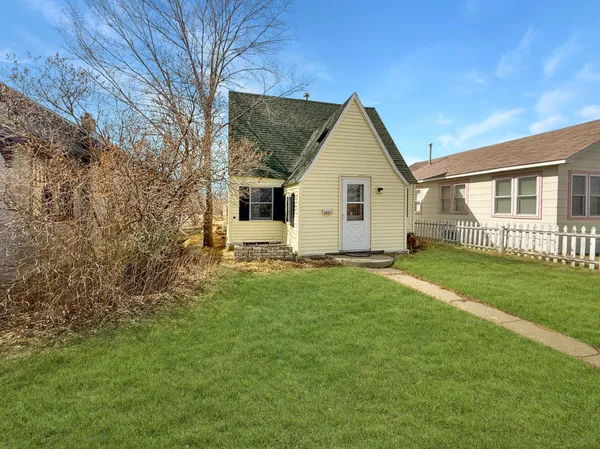 $145,000 | 1517 Minnesota Avenue Northwest, Bemidji, MN 56601