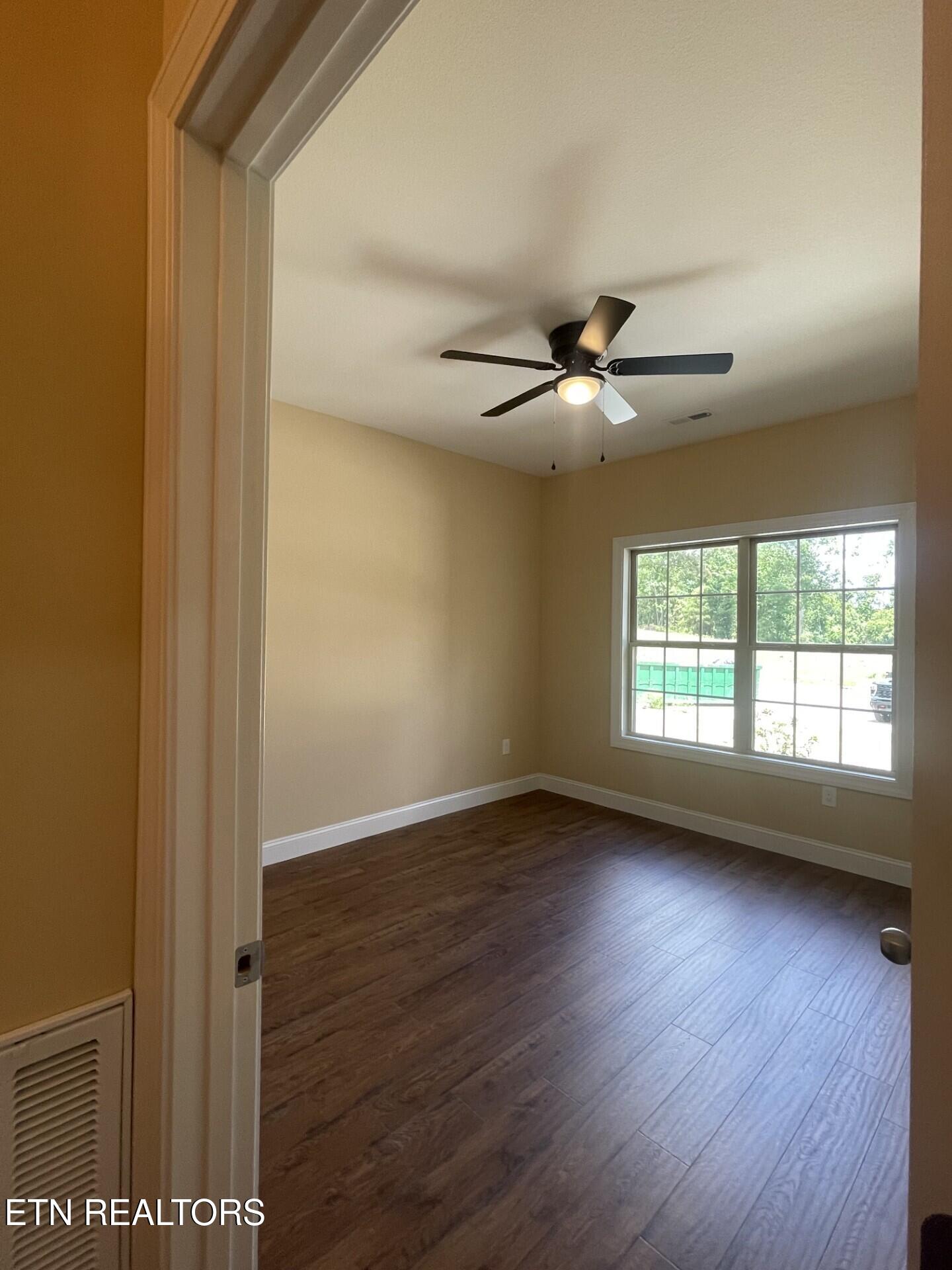 317 Red Rock Road Andersonville, TN 37705 - Photo 24 of 38 thumbnail_IMG_3305
