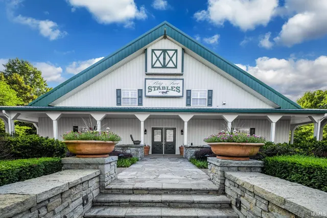 $47,900,000 | 5382 Highway 162, Dale, IN 47523