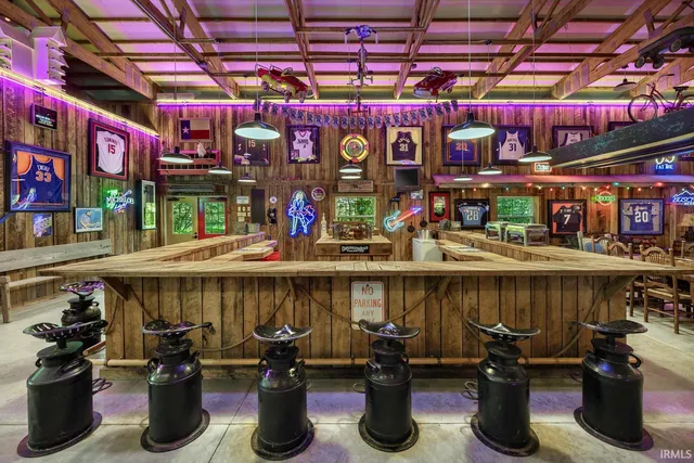 $47,900,000 | 5382 Highway 162, Dale, IN 47523