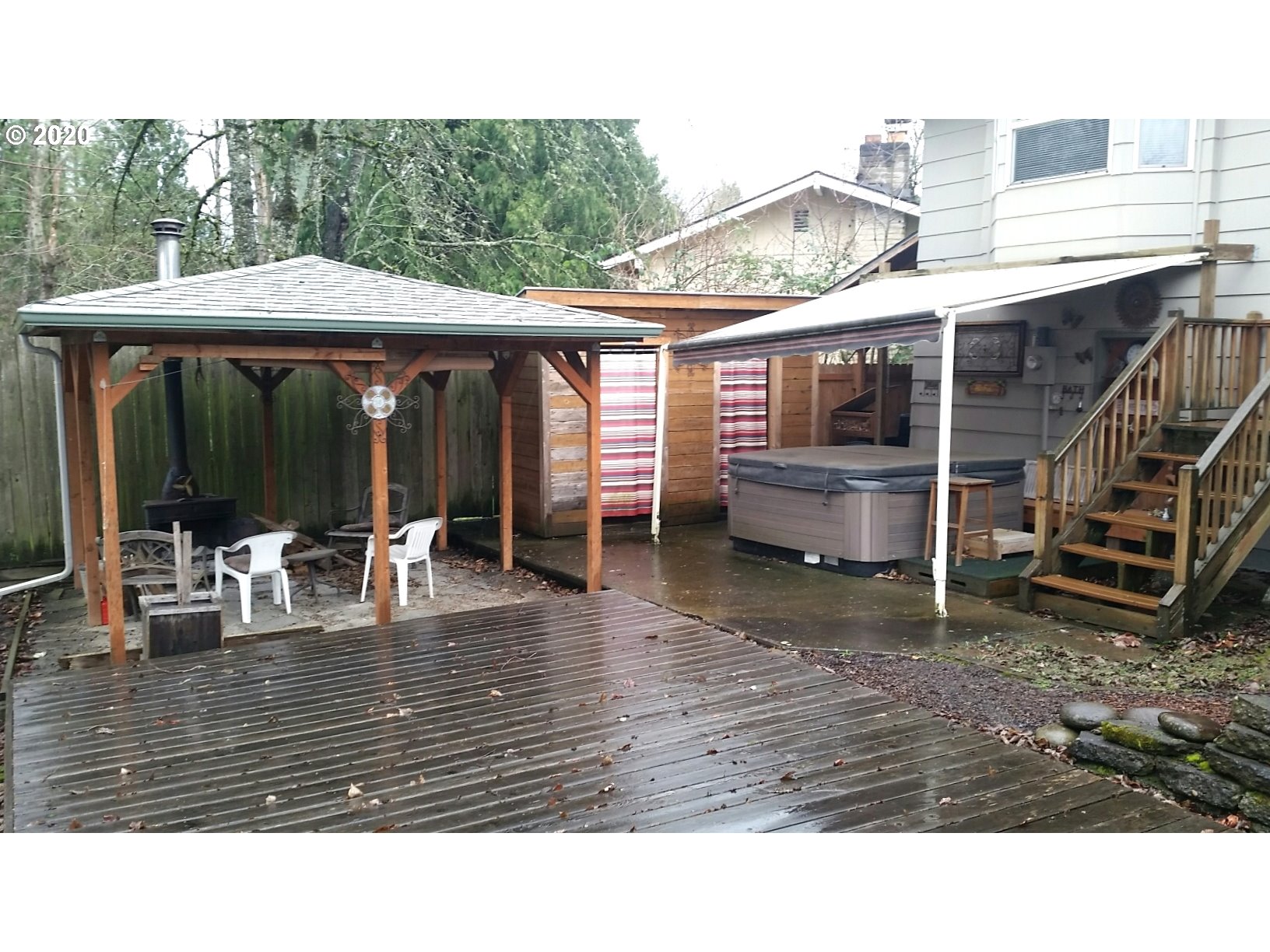 215 Southeast La Mesa Court Gresham, OR 97080 - Photo 3 of 24